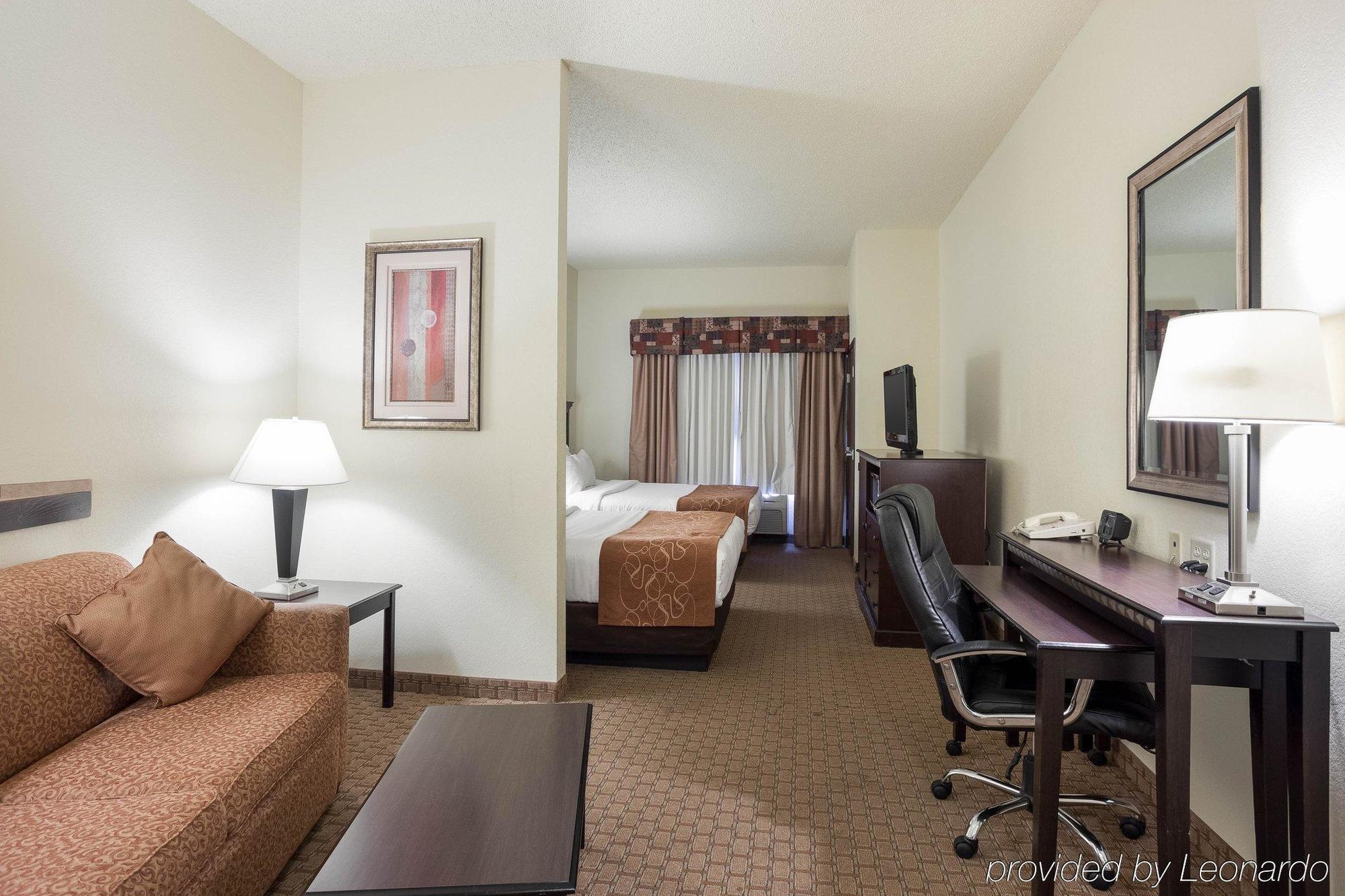 คอมฟอร์ต สวีท โจนส์โบโร ยูนิเวอร์ซิตี้แอเรีย Hotel ภายนอก รูปภาพ